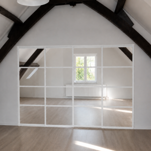 Staallook schuifwand met 4 deuren in het wit